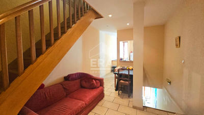 Maison - 99 m² - 4 pièces