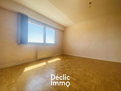 Appartement - 108 m² - 4 pièces