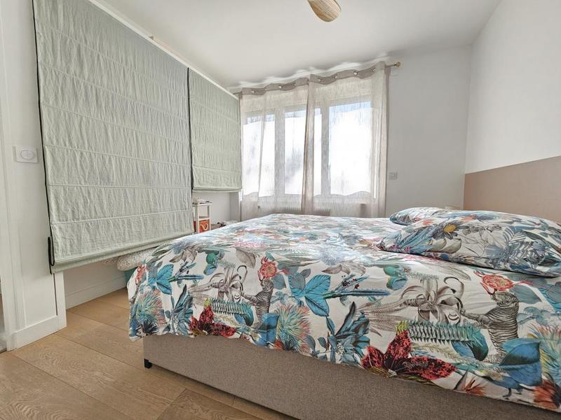 Duplex - 122 m² - 4 pièces