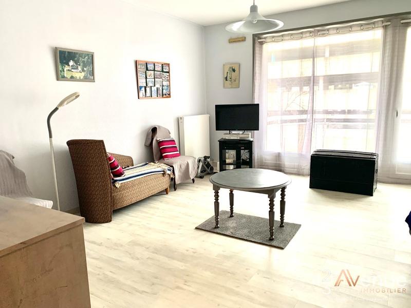 Appartement - 92 m² - 4 pièces