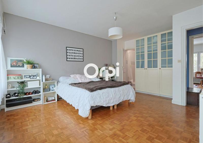 Maison - 160 m² - 5 pièces