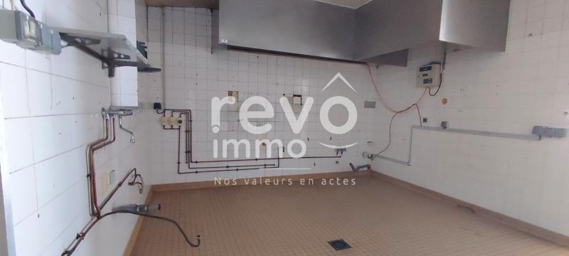 Local d'activités - 370 m² - 12 pièces