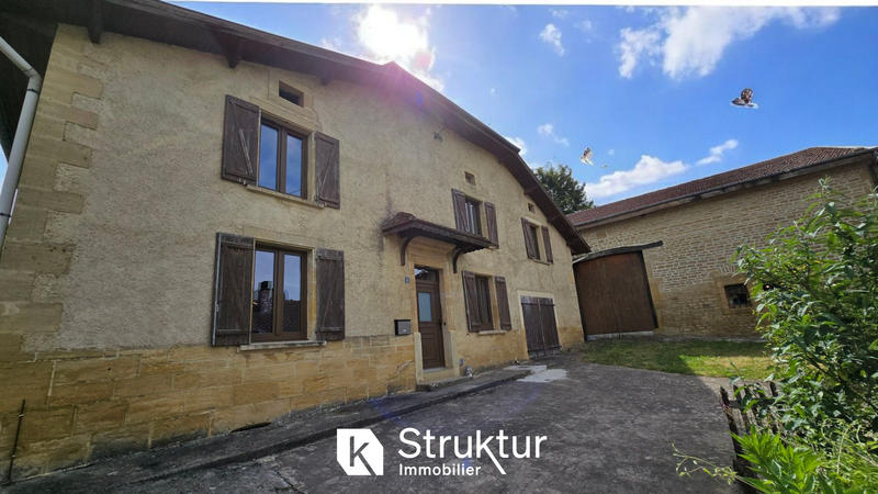 Maison de village - 148 m² - 6 pièces