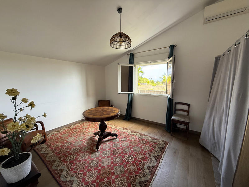 Villa - 350 m² - 10 pièces