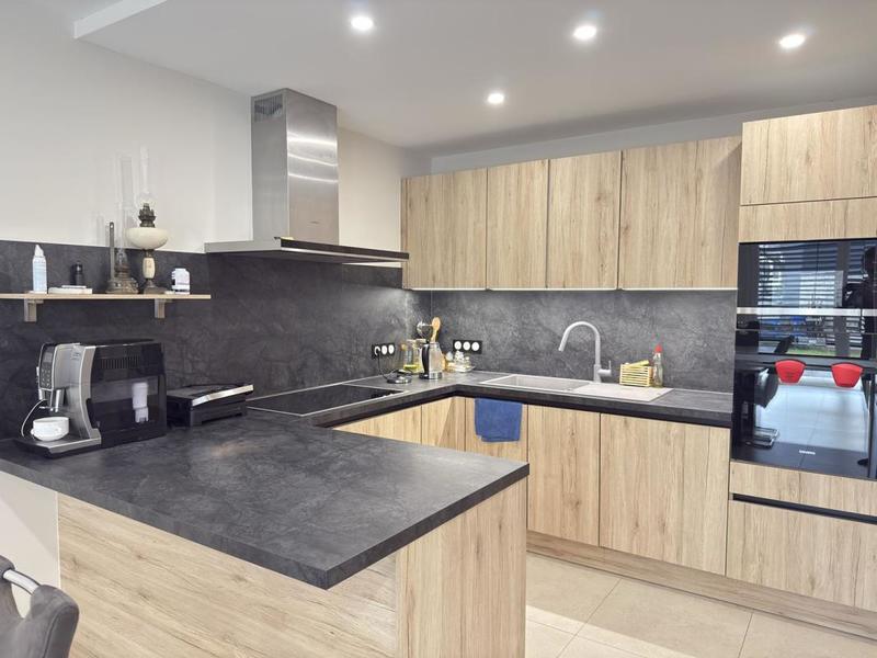 Maison traditionnelle - 135 m² - 5 pièces