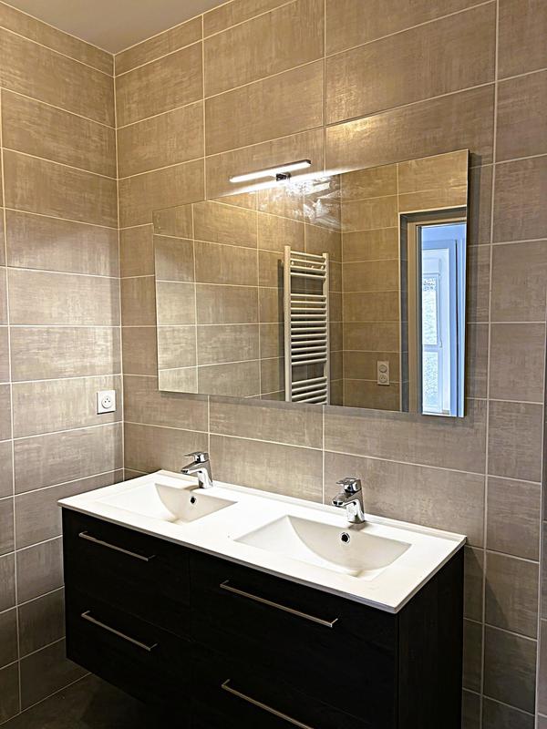 Appartement - 93 m² - 4 pièces