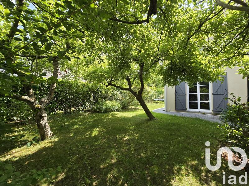 Maison - 219 m² - 8 pièces