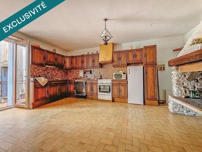Maison de village - 190 m² - 7 pièces