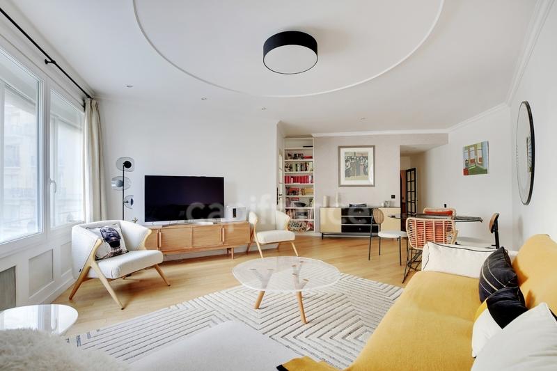 Appartement - 80 m² - 3 pièces