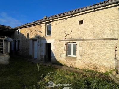 Maison de village - 103 m² - 3 pièces