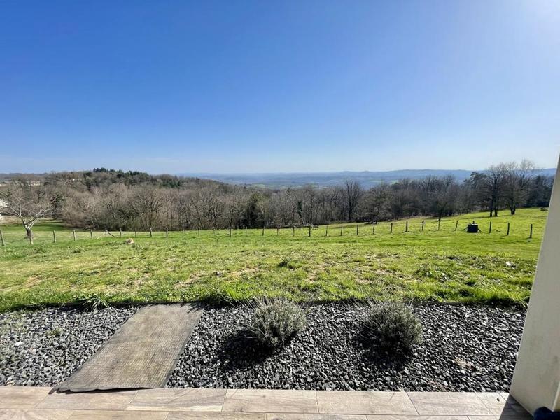 Maison - 106 m² - 4 pièces