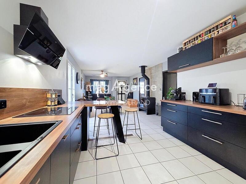 Maison - 80 m² - 4 pièces