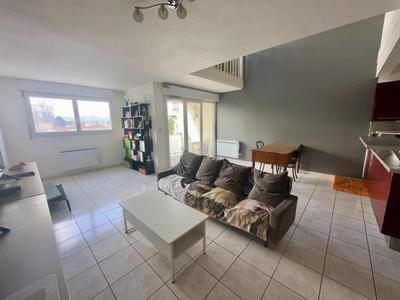 Appartement - 87 m² - 4 pièces