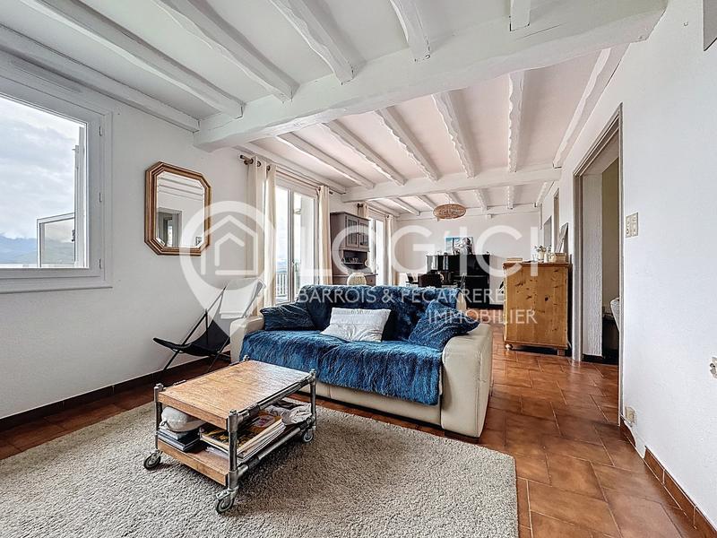 Maison - 180 m² - 7 pièces