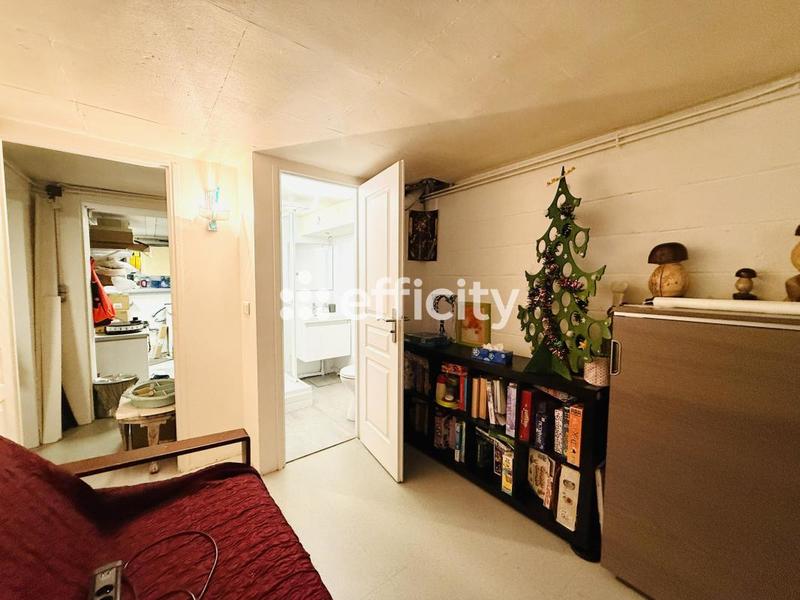 Maison - 180 m² - 6 pièces