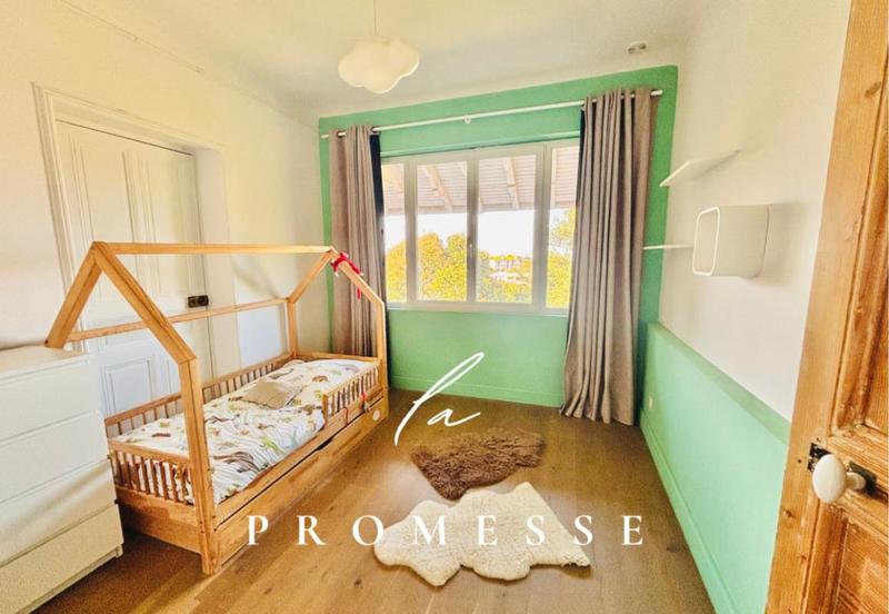 Appartement - 134 m² - 4 pièces