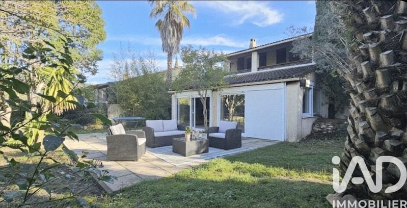 Maison - 161 m² - 5 pièces