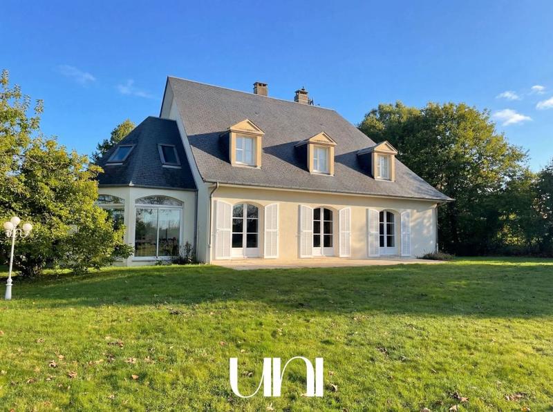 Maison - 190 m² - 7 pièces
