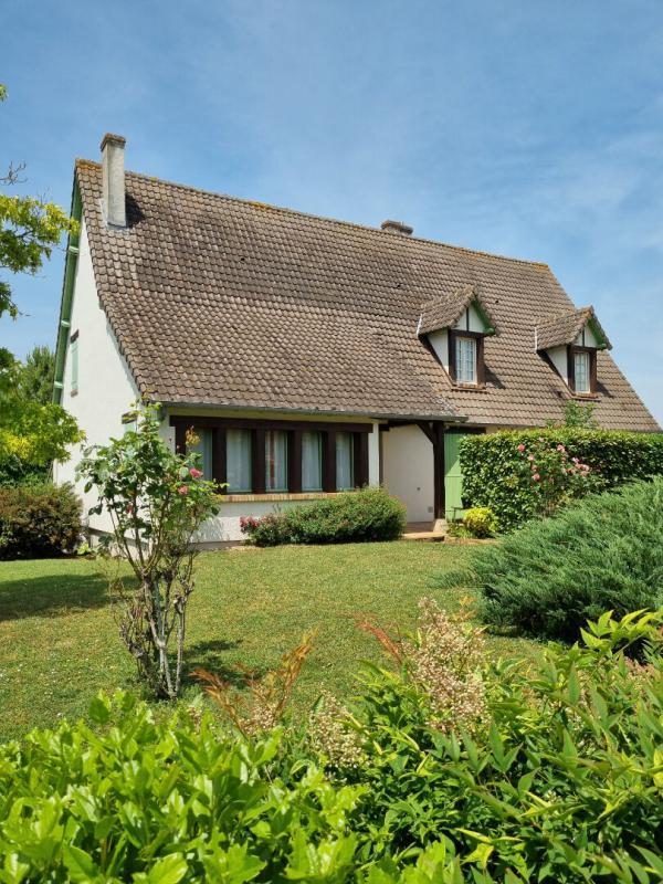 Maison - 270 m² - 10 pièces