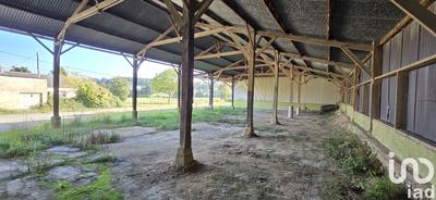 Maison - 320 m² - 1 pièce