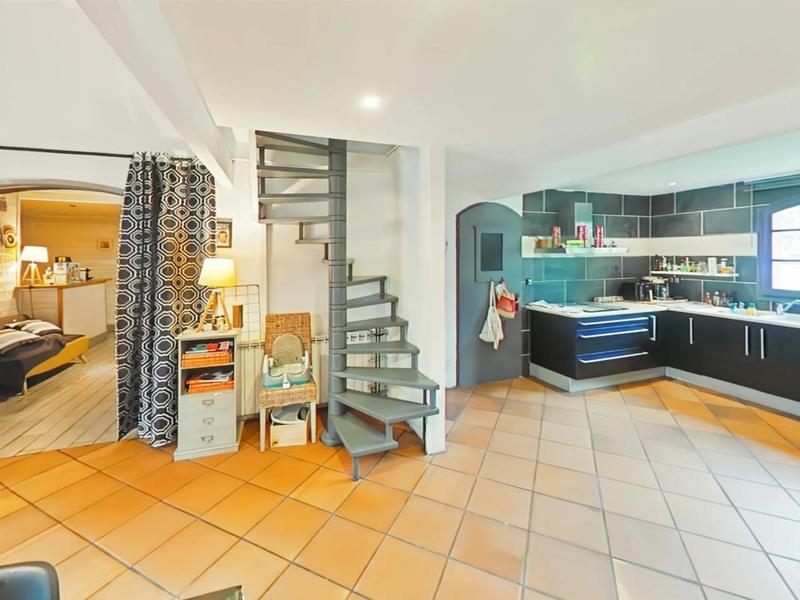 Maison - 157 m² - 6 pièces