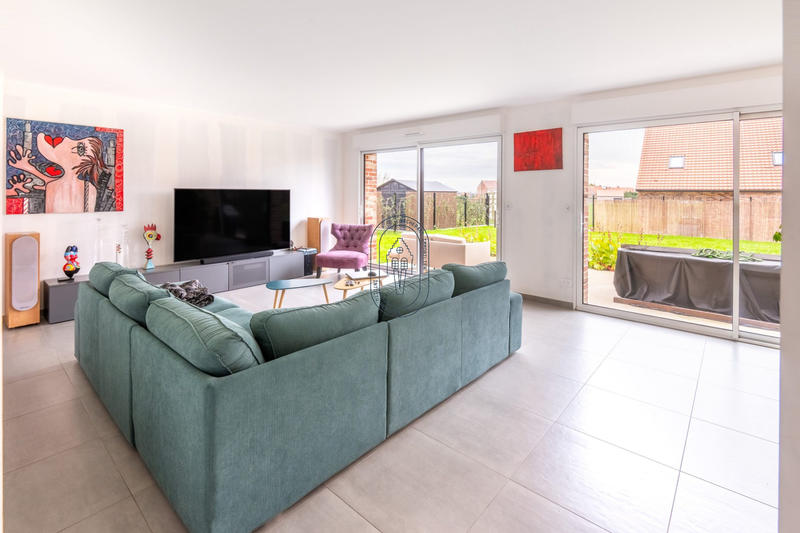 Maison - 143 m² - 6 pièces