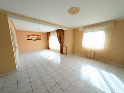 Maison - 153 m² - 7 pièces