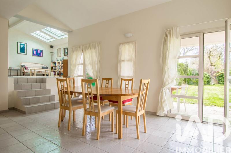 Maison - 175 m² - 8 pièces