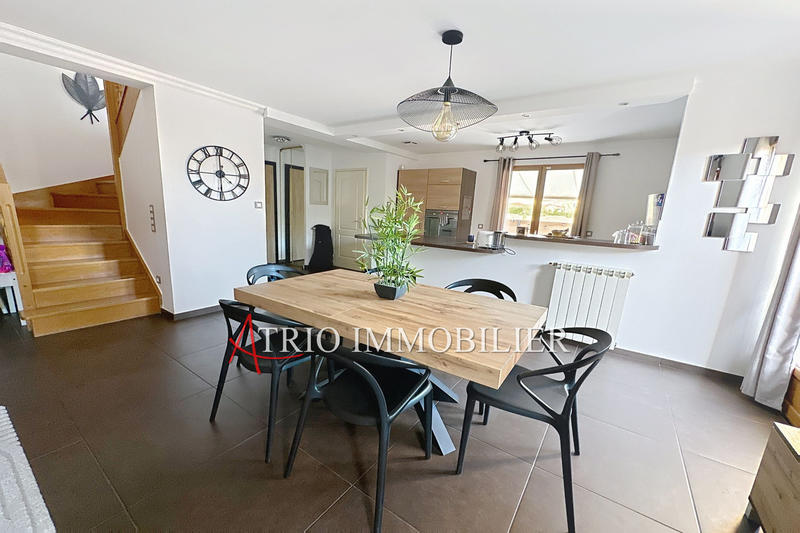 Maison - 100 m² - 4 pièces