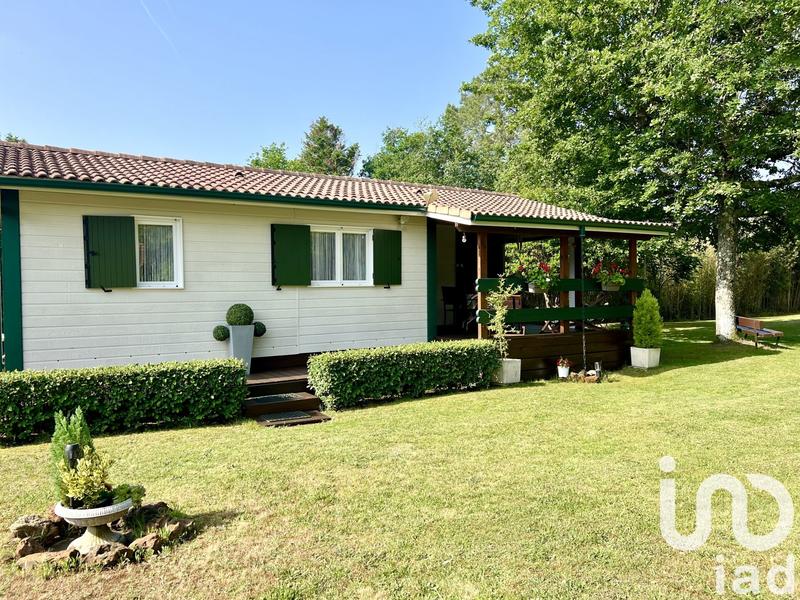 Maison - 202 m² - 7 pièces