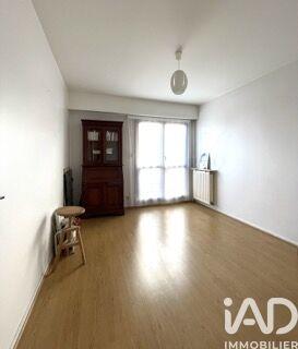 Appartement - 90 m² - 5 pièces