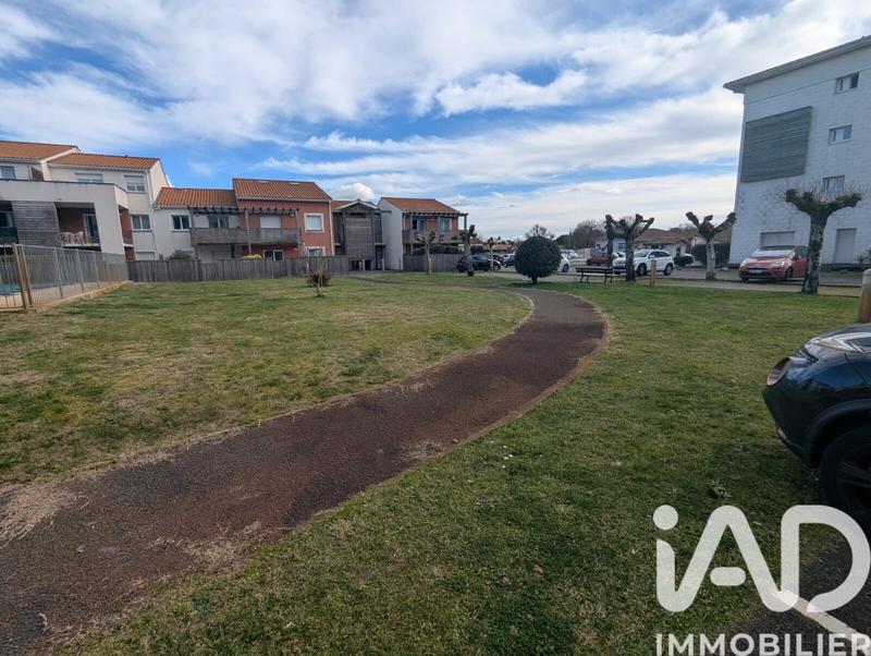 Appartement - 104 m² - 6 pièces