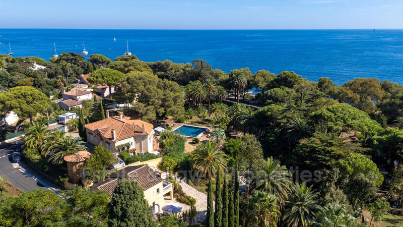 Maison - 177 m² - 5 pièces