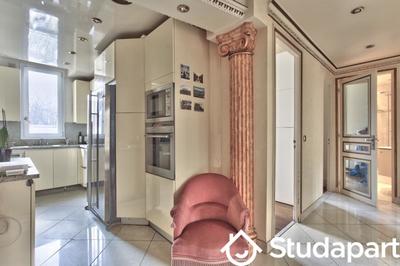 Chambre - 13 m² - 1 pièce