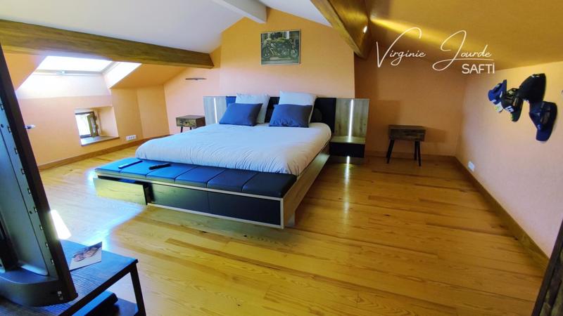 Maison - 160 m² - 6 pièces