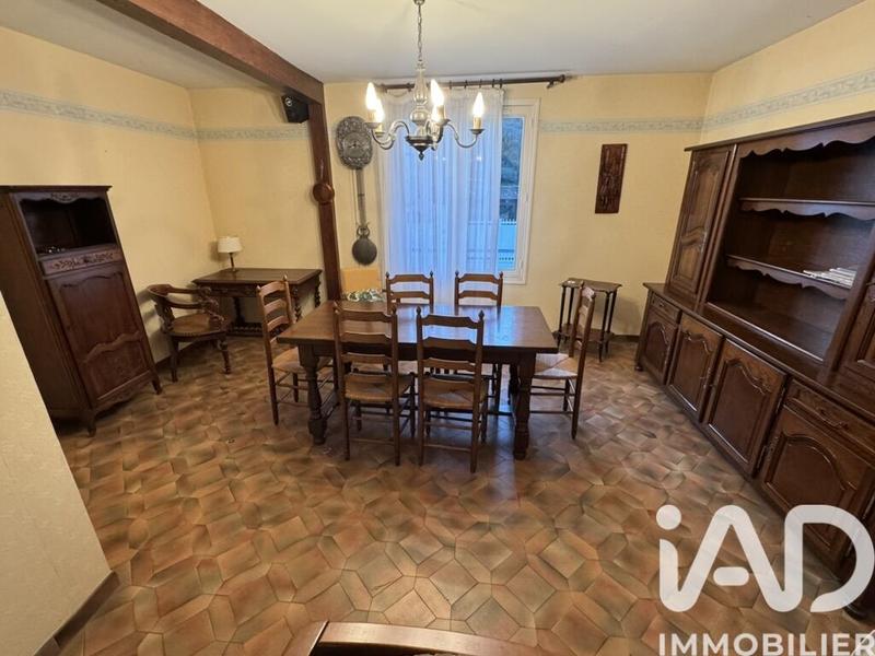 Maison - 96 m² - 4 pièces