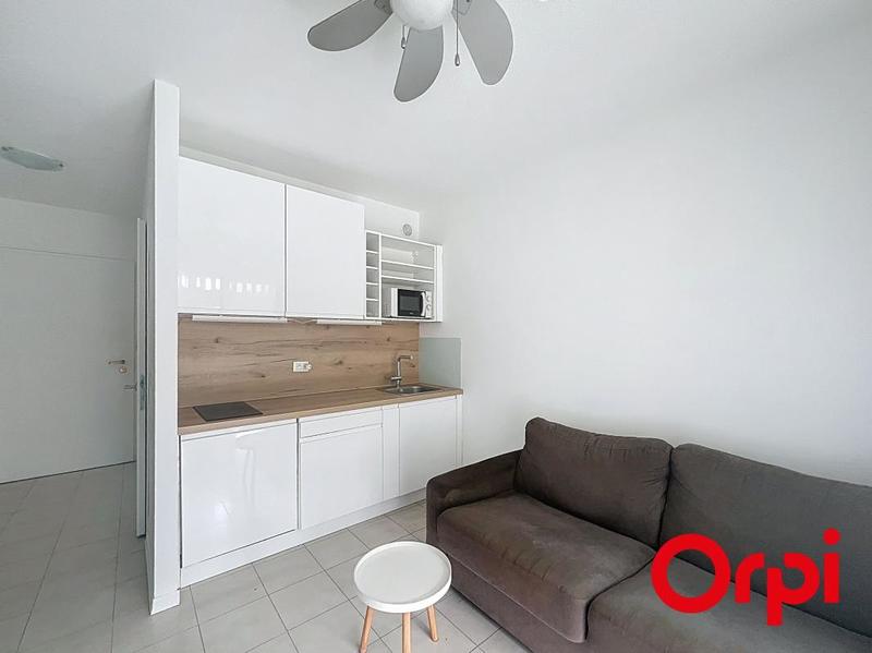 Studio - 17 m² - 1 pièce