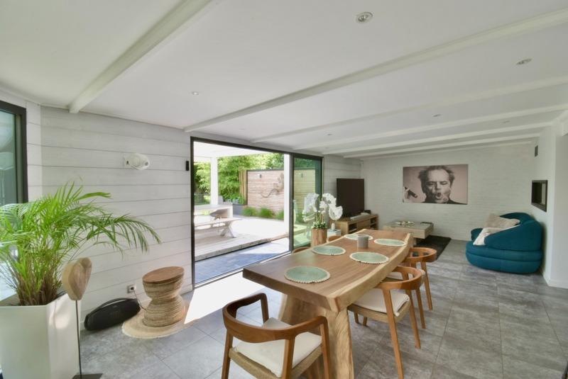 Maison - 282 m² - 7 pièces