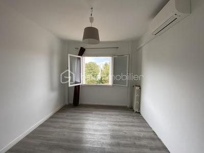 Appartement - 72 m² - 4 pièces