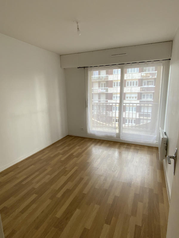 Appartement - 103 m² - 5 pièces