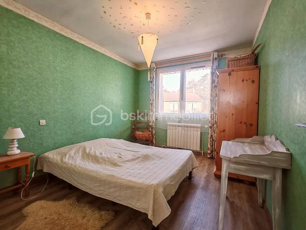 Villa - 90 m² - 4 pièces