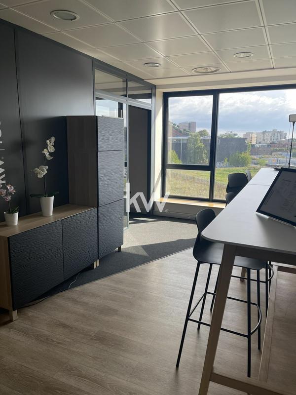 Bureau - 270 m²