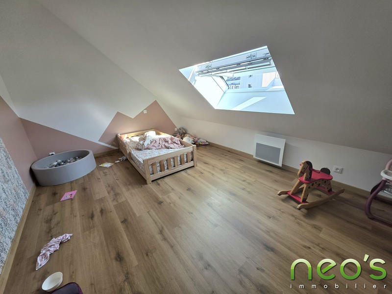 Maison - 180 m² - 7 pièces