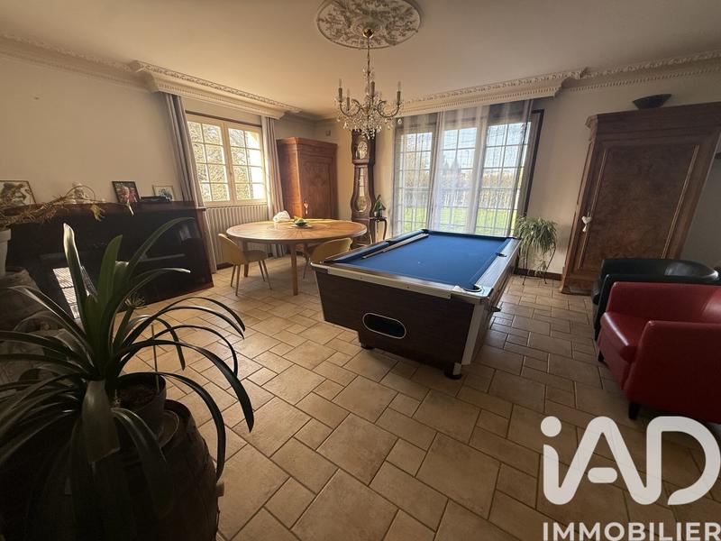Maison - 246 m² - 8 pièces