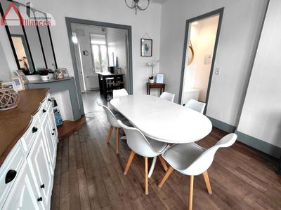 Maison - 84 m² - 5 pièces