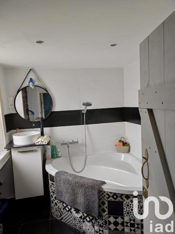 Maison - 113 m² - 6 pièces