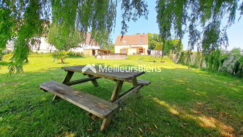 Maison - 107 m² - 6 pièces