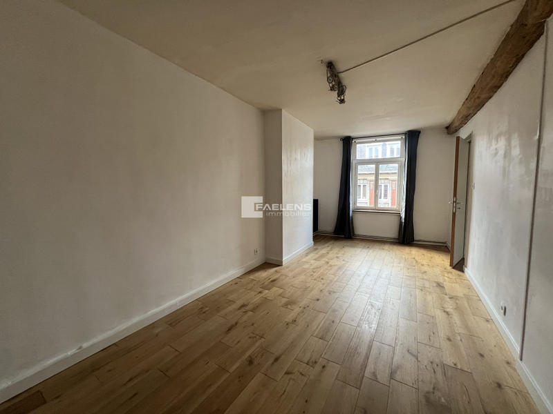 Appartement - 65 m² - 2 pièces