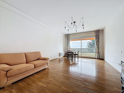 Appartement - 108 m² - 4 pièces