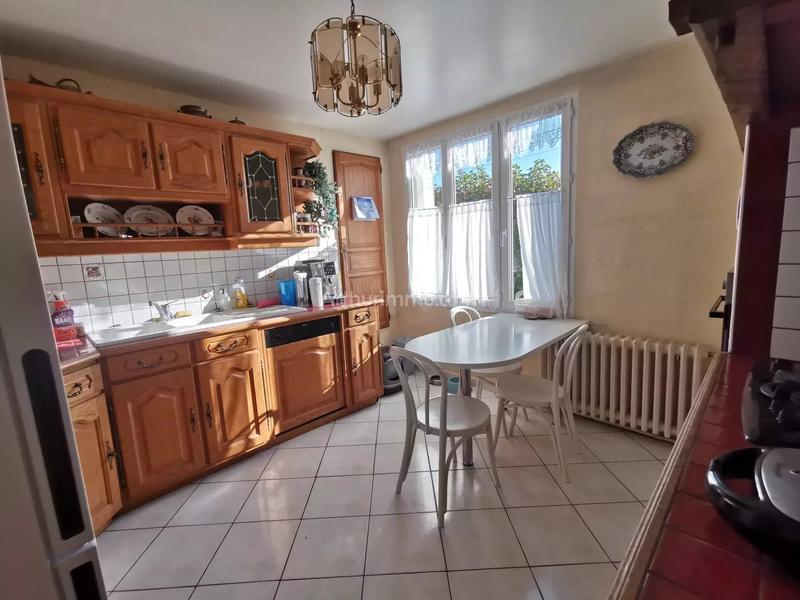 Maison - 95 m² - 5 pièces
